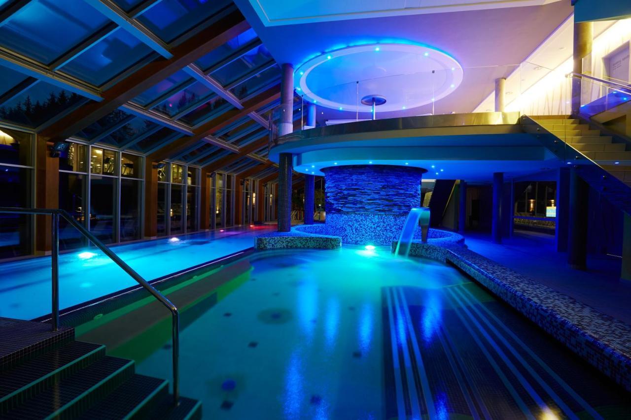 Spa hotel Lanterna Velké Karlovice Esterno foto