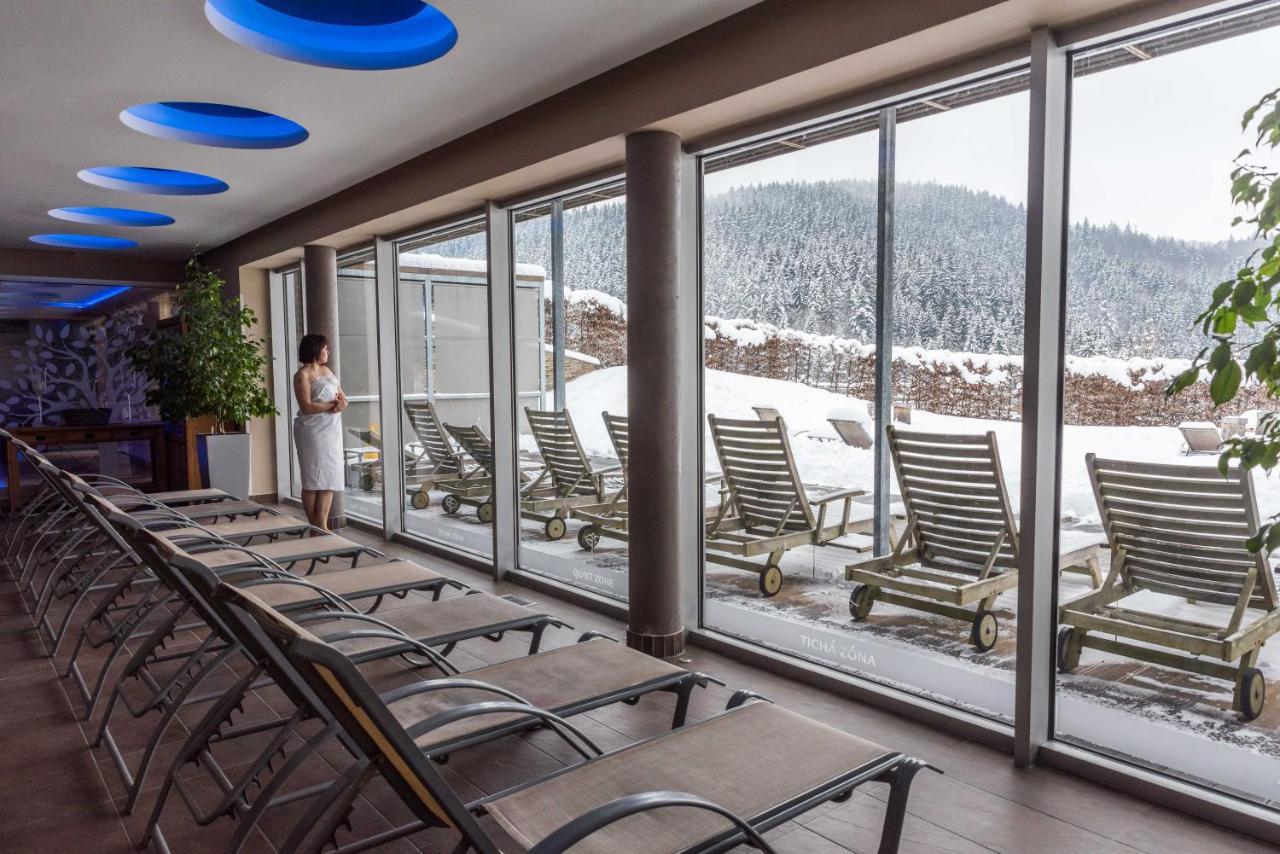 Spa hotel Lanterna Velké Karlovice Esterno foto