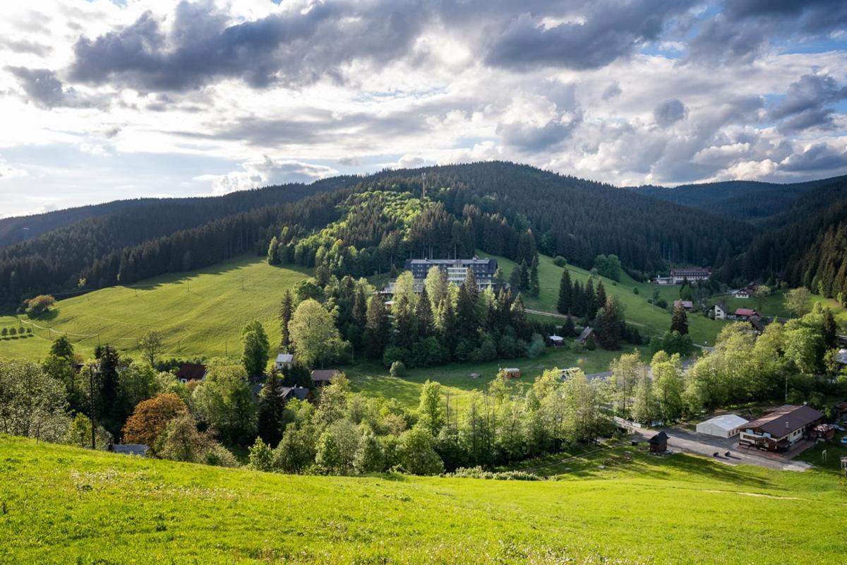Spa hotel Lanterna Velké Karlovice Esterno foto