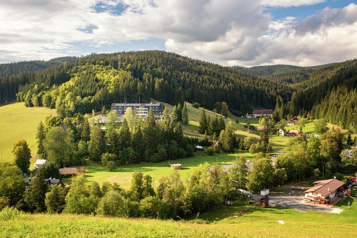 Spa hotel Lanterna Velké Karlovice Esterno foto