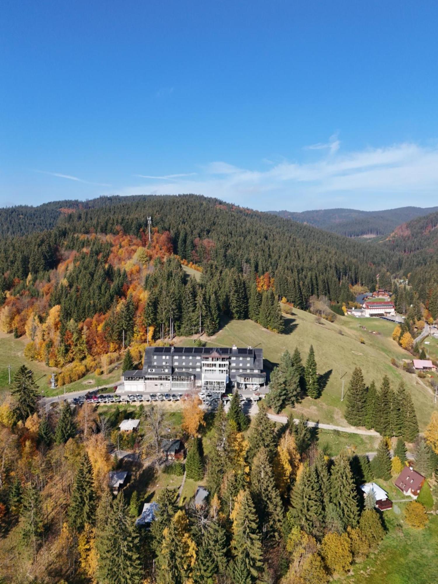 Spa hotel Lanterna Velké Karlovice Esterno foto
